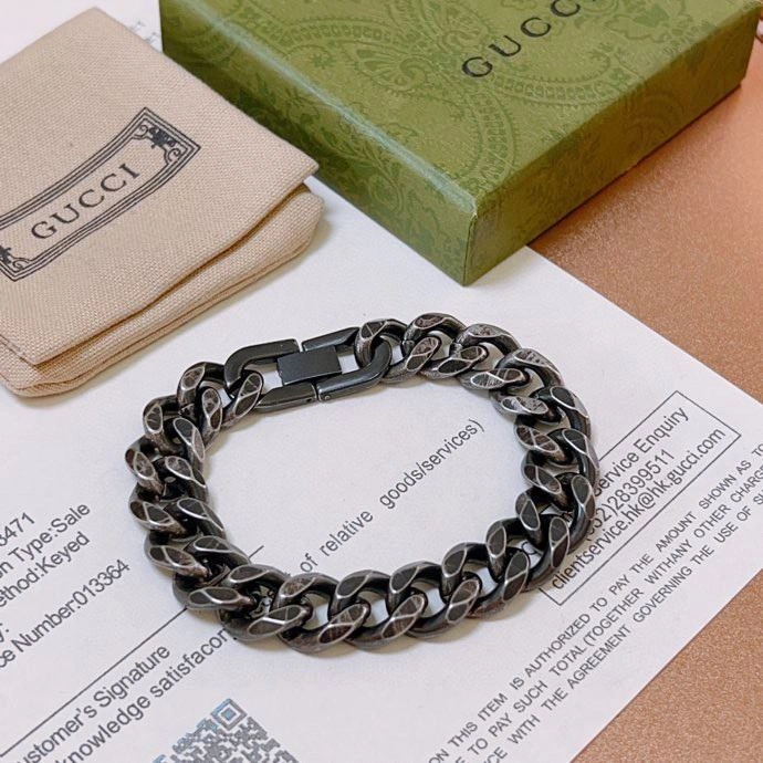 EyeCatching Gxccx Bracelets 304290