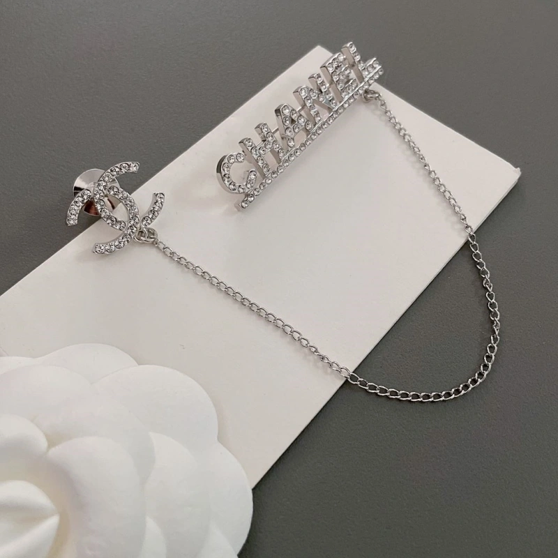 Affordable Chxnxl Brooches 290534
