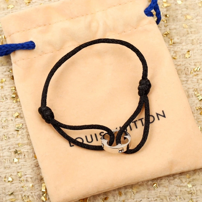 Sleek LX Necklaces 309789