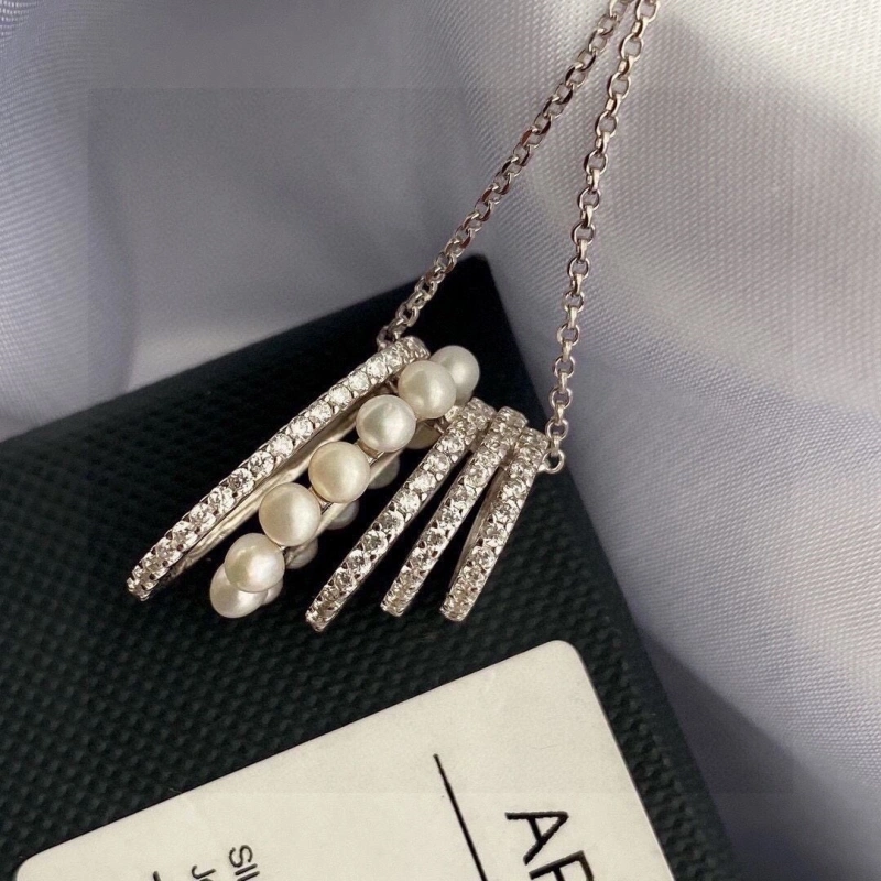 Gxccx Necklaces Modern 303590
