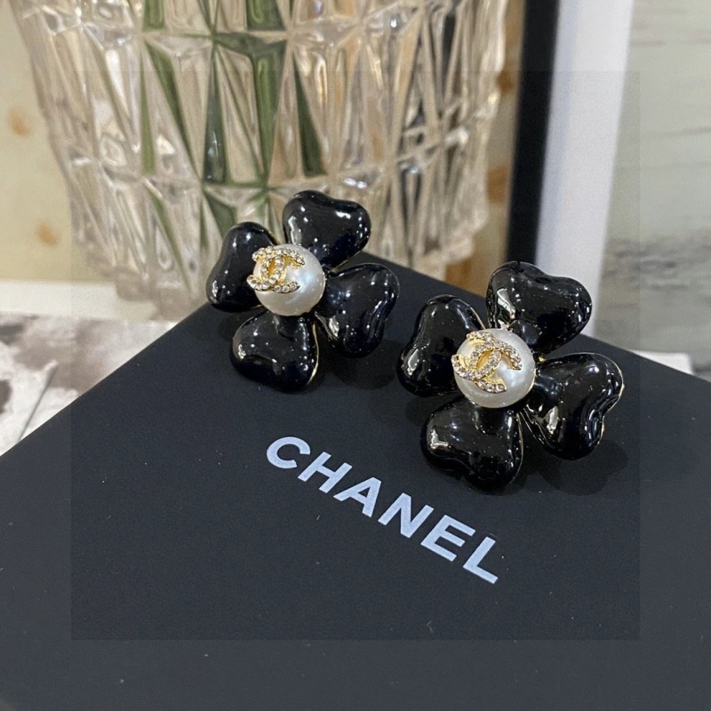 Durable Chxnxl Earrings 289987