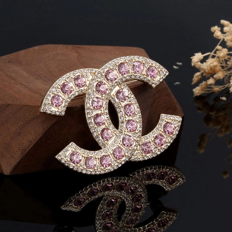 Sophisticated Chxnxl Brooches 290530