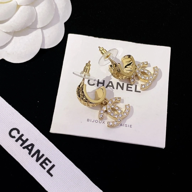 Resilient Chxnxl Earrings 289996