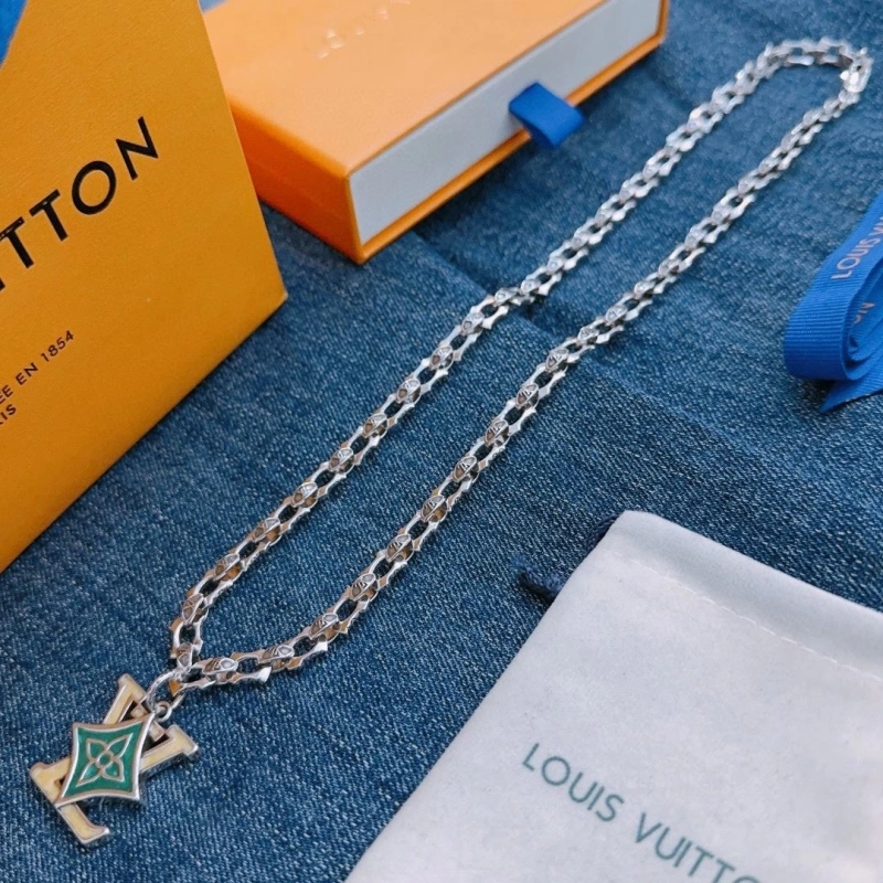 Functional LX Necklaces 309772