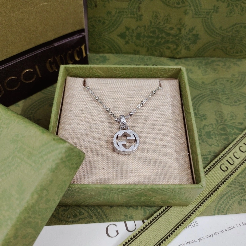 Gxccx Necklaces Affordable 303583