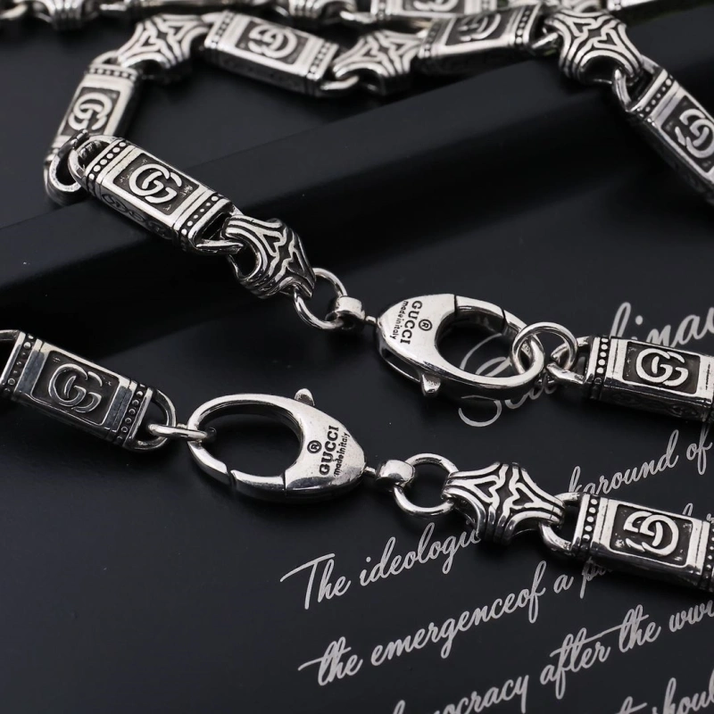 Gxccx Necklaces Stylish 303580