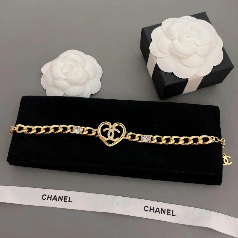 Versatile Chxnxl Necklaces 289578