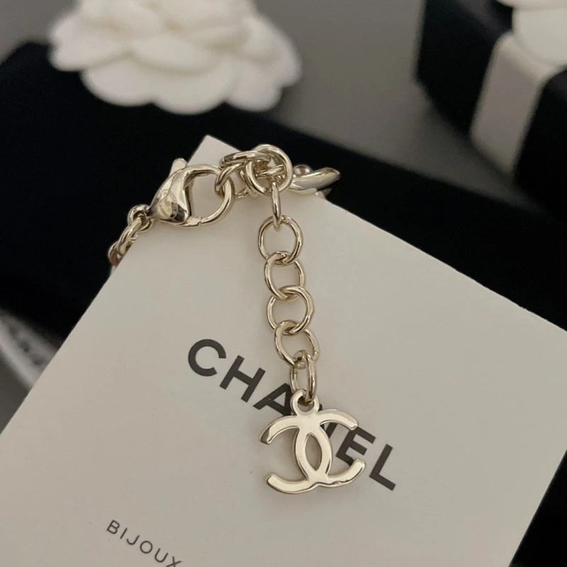 Versatile Chxnxl Necklaces 289578