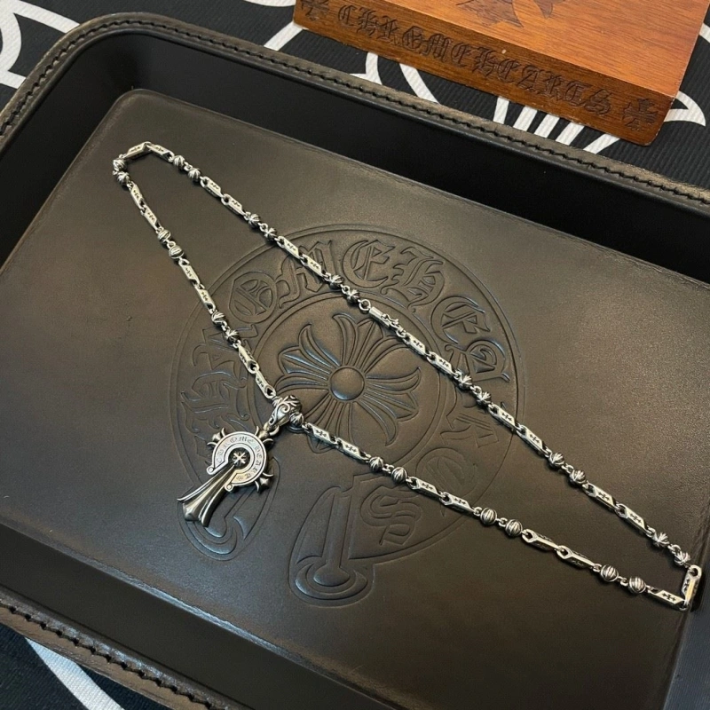 Durable Chrxmx Hxxrts Necklaces 298529