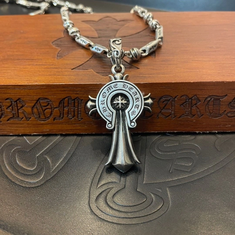 Durable Chrxmx Hxxrts Necklaces 298529