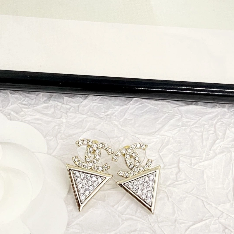 Cozy Chxnxl Earrings 289946