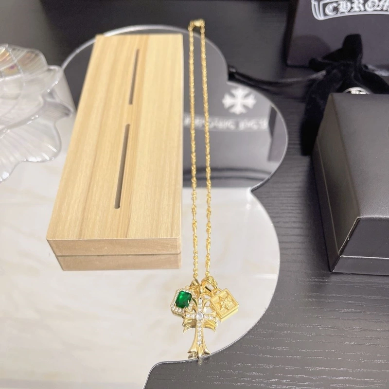 Chrxmx Hxxrts Necklaces Refined 298531