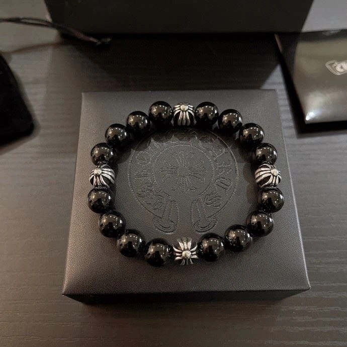 Stylish Chrxmx Hxxrts Bracelets 299024