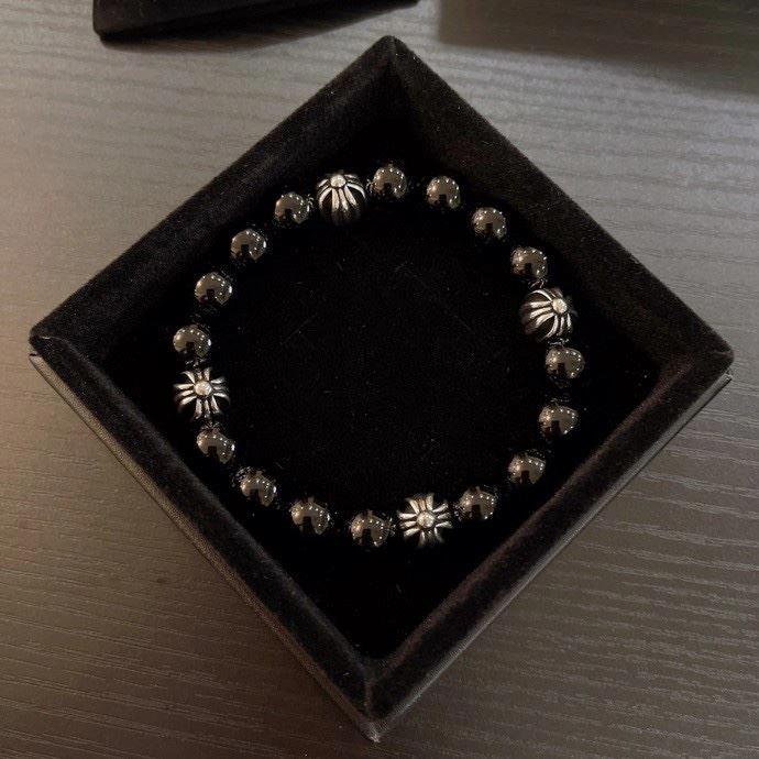 Stylish Chrxmx Hxxrts Bracelets 299024