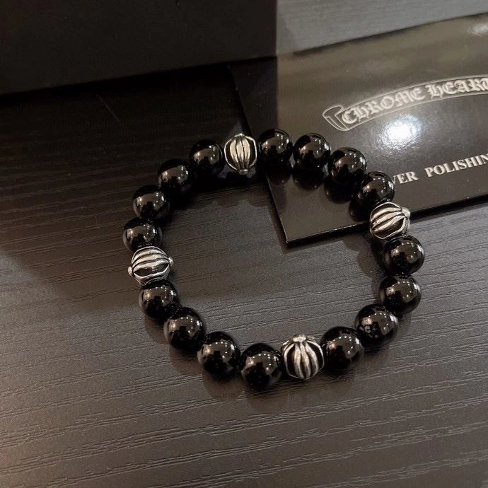 Stylish Chrxmx Hxxrts Bracelets 299024