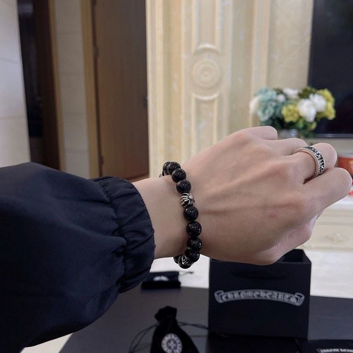Stylish Chrxmx Hxxrts Bracelets 299024
