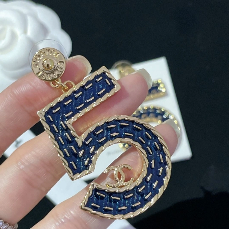 UrbanStyle Chxnxl Earrings 289960