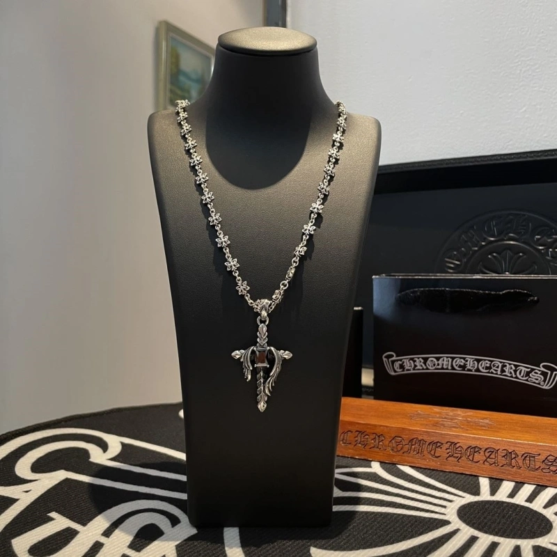 Elegant Chrxmx Hxxrts Necklaces 298528