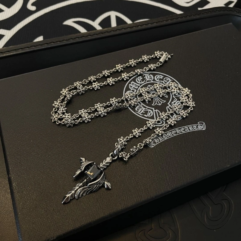 Elegant Chrxmx Hxxrts Necklaces 298528
