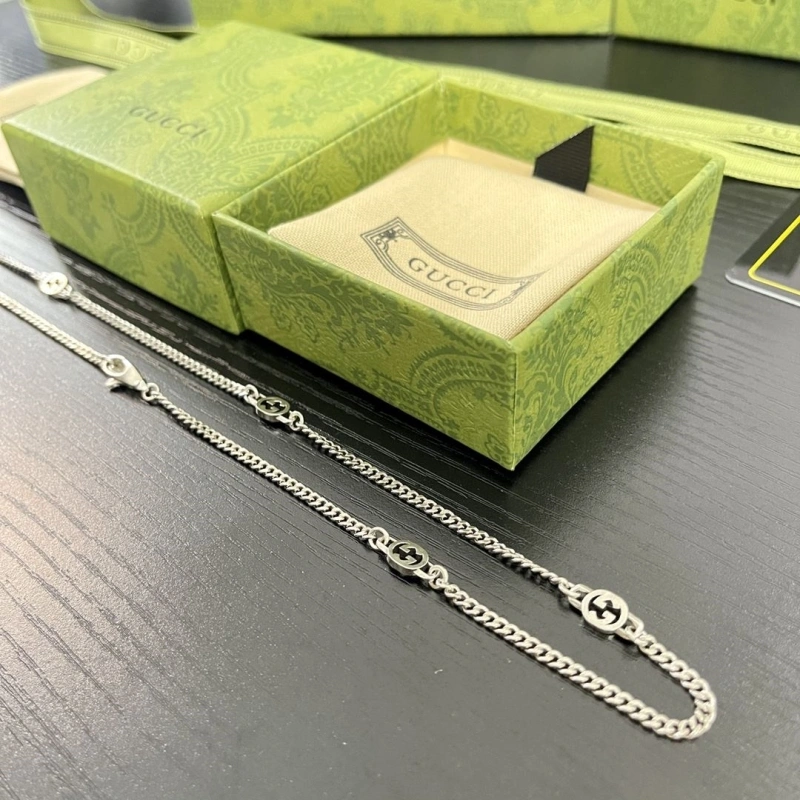 Elegant Gxccx Necklaces 303557