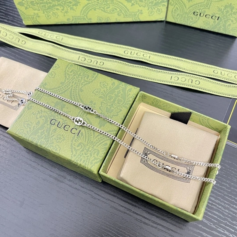 Elegant Gxccx Necklaces 303557