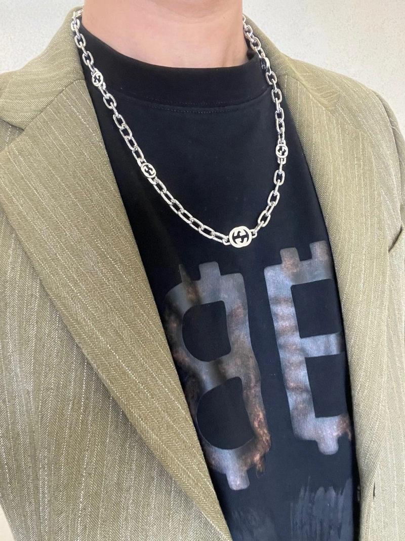 Gxccx Necklaces Affordable 303555