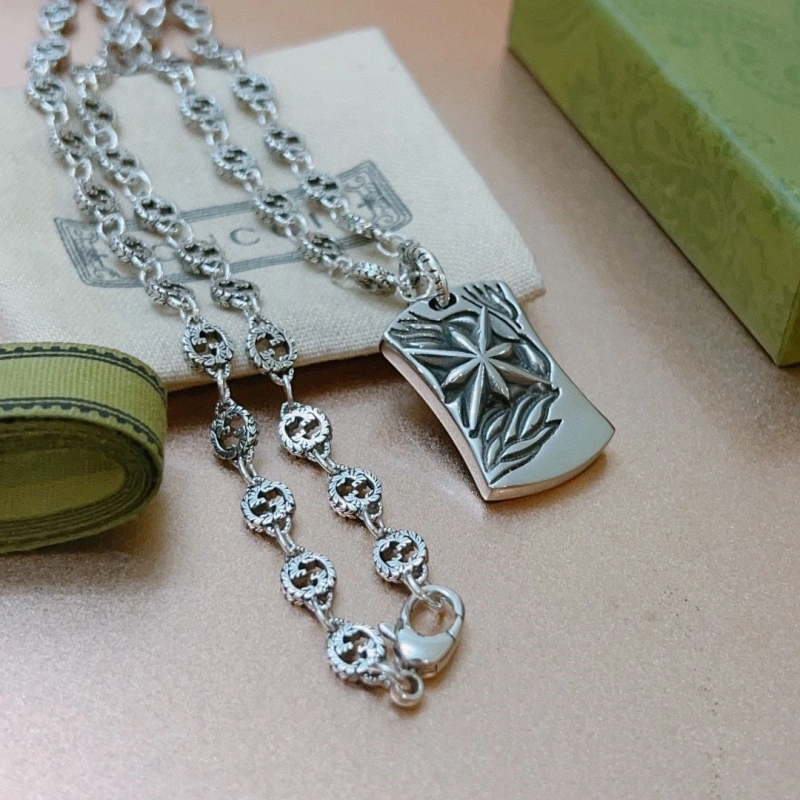 Affordable Gxccx Necklaces 303541
