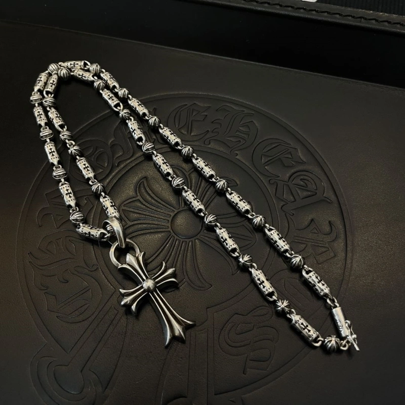 GoAnywhere Chrxmx Hxxrts Necklaces 298518
