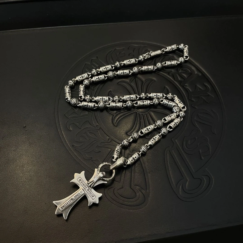 GoAnywhere Chrxmx Hxxrts Necklaces 298518