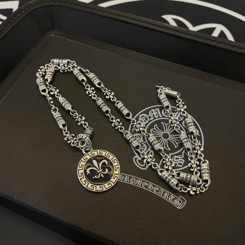 Durable Chrxmx Hxxrts Necklaces 298517