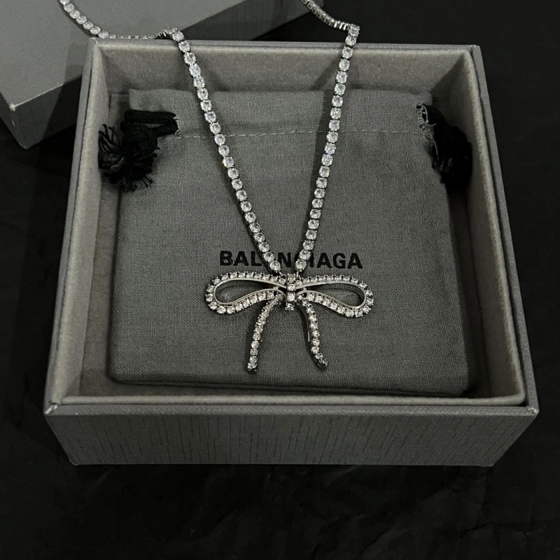 Classic Bxlxnciaga Necklaces 282423