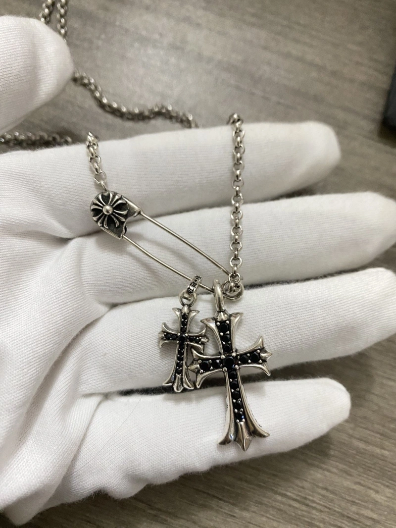 Trendy Chrxmx Hxxrts Necklaces 298505