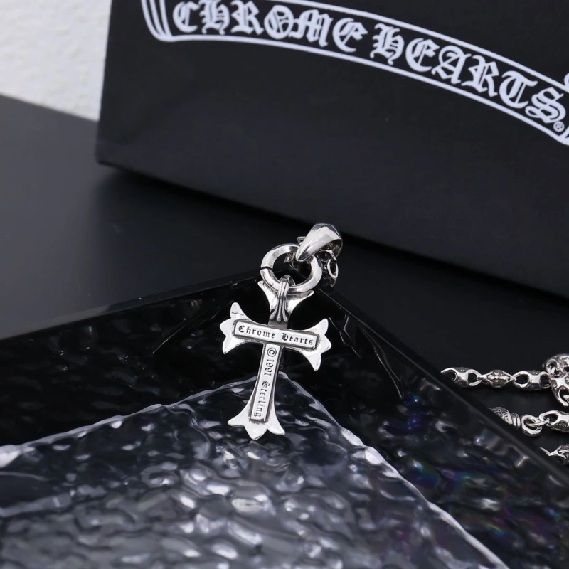 Chrxmx Hxxrts Necklaces EyeCatching 298502