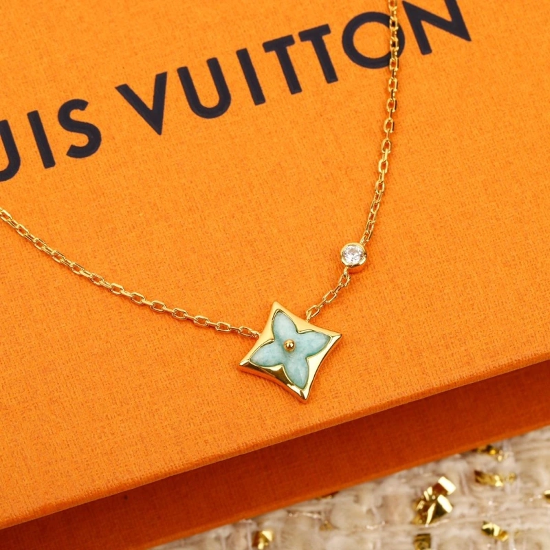 Bxlxnciaga Necklaces Trendsetting 282425