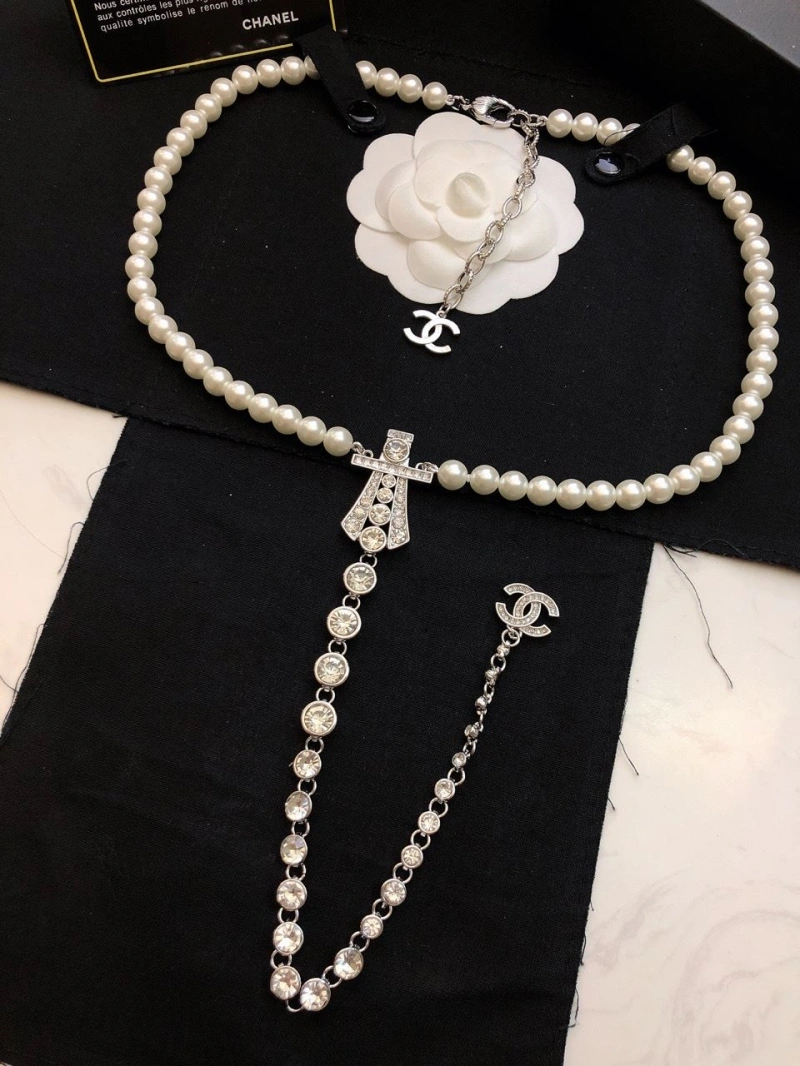 Practical Chxnxl Necklaces 289573