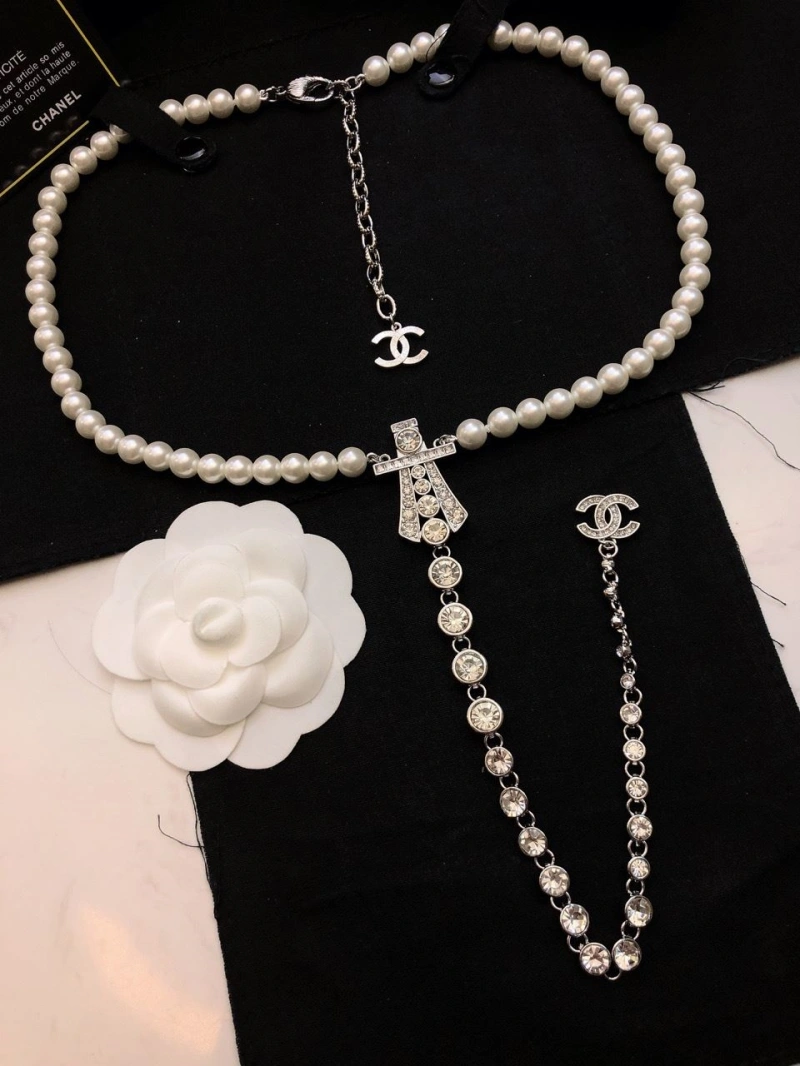 Practical Chxnxl Necklaces 289573