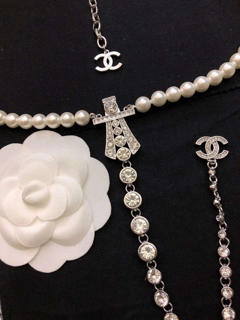Practical Chxnxl Necklaces 289573