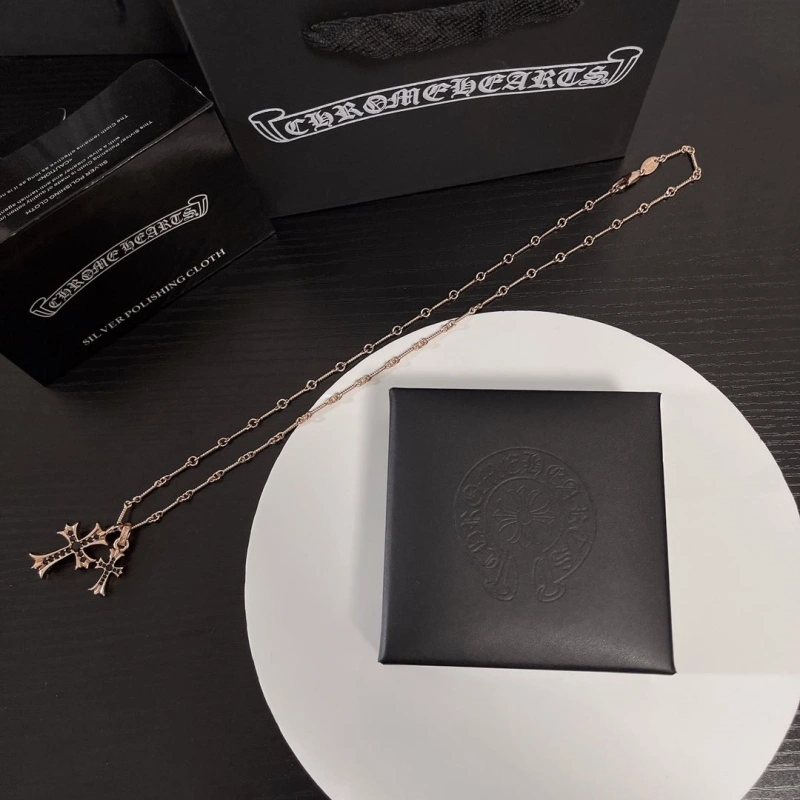 Chrxmx Hxxrts Necklaces Resilient 298494