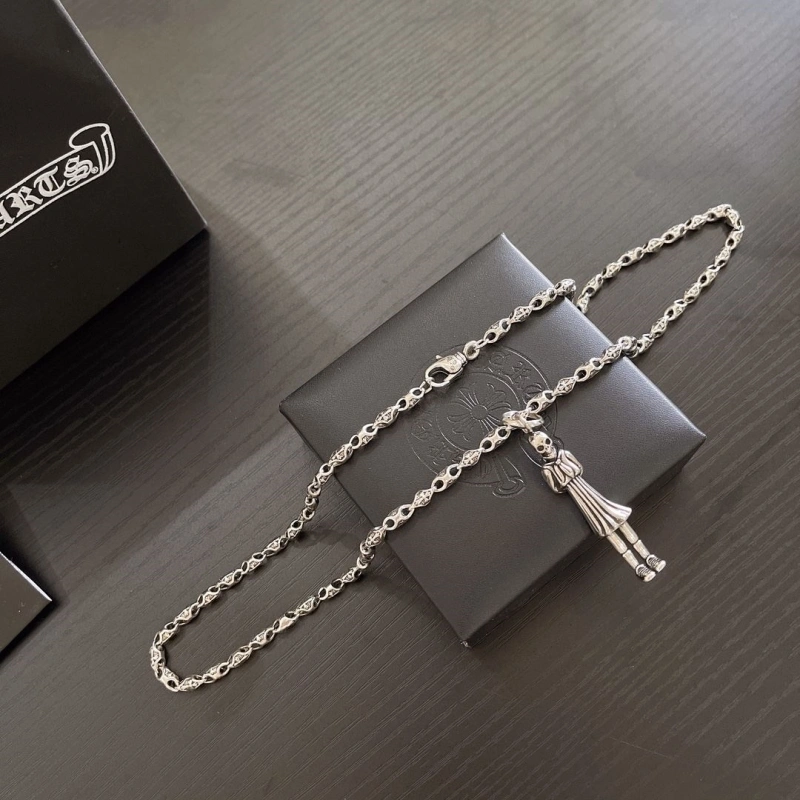 DailyWear Chrxmx Hxxrts Necklaces 298500