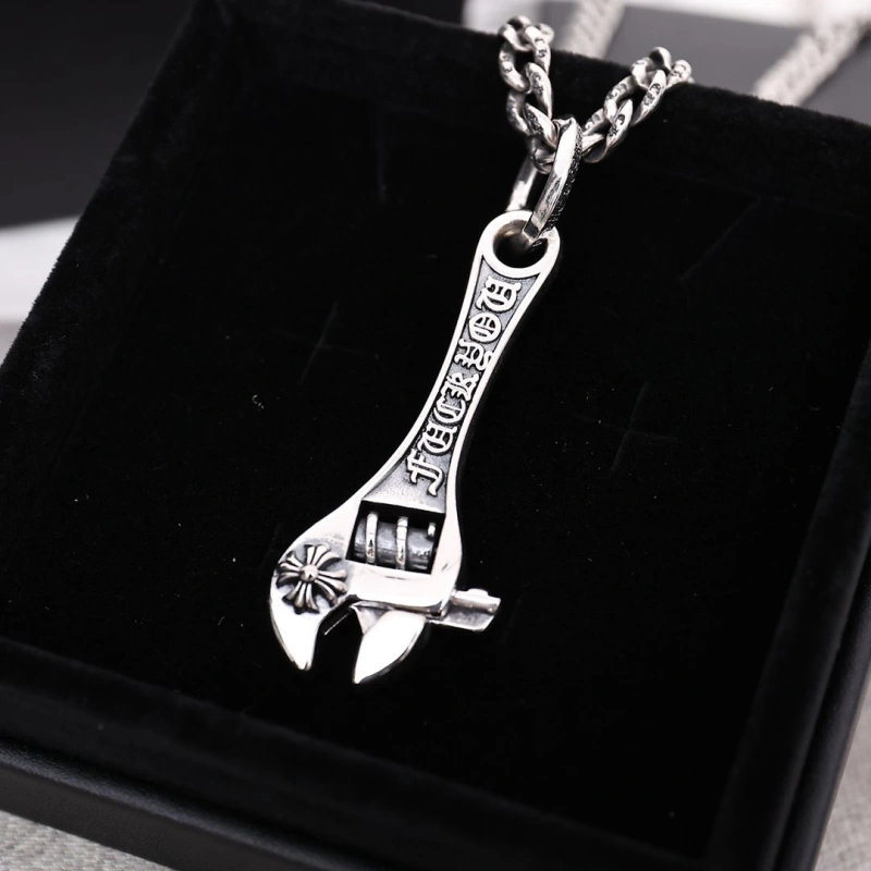 Chrxmx Hxxrts Necklaces Minimalist 298490