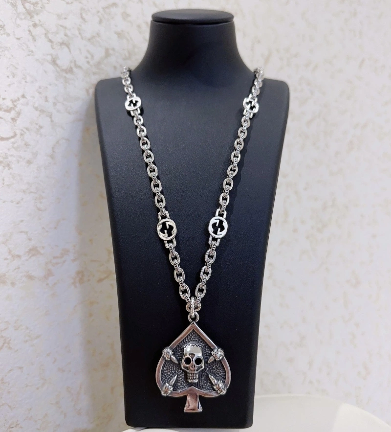 Versatile Gxccx Necklaces 303506