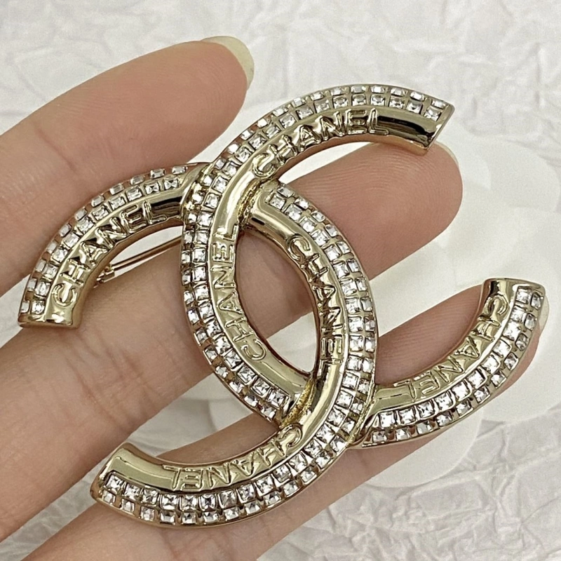 Chxnxl Brooches Bright 290521