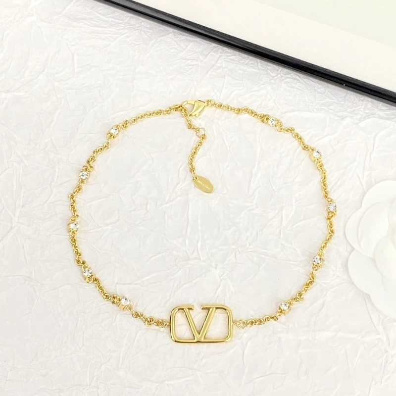 Bxlxnciaga Necklaces Cozy 282432