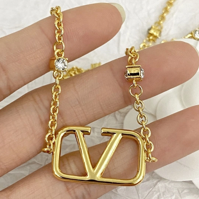 Bxlxnciaga Necklaces Cozy 282432