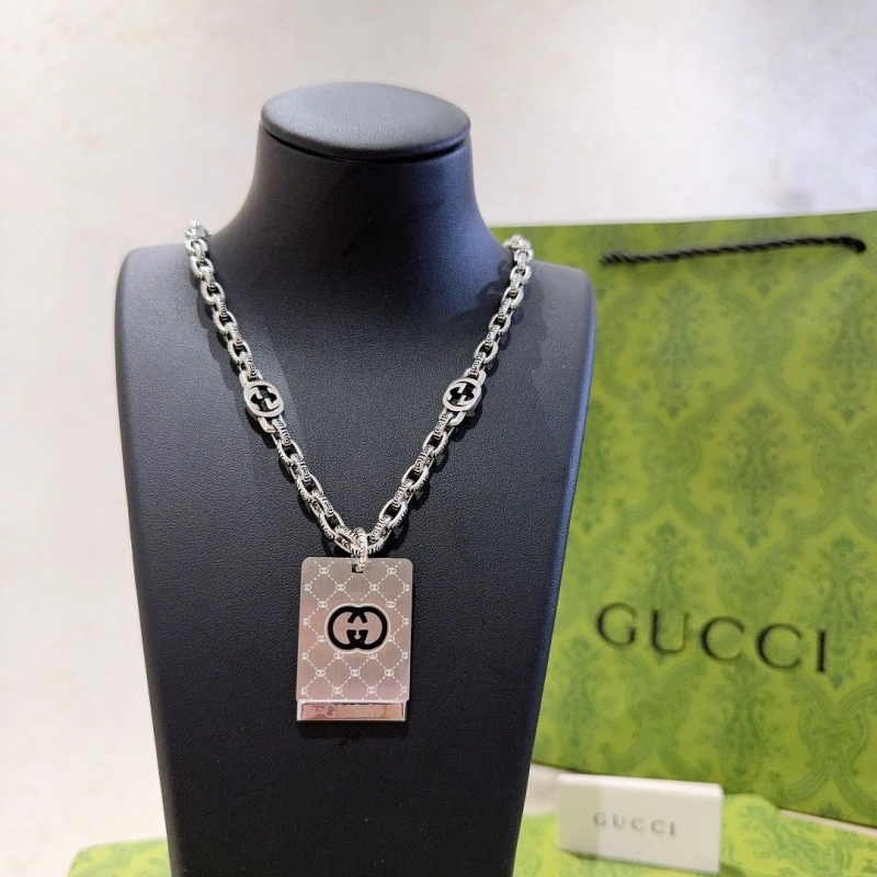 Gxccx Necklaces Elegant 303497