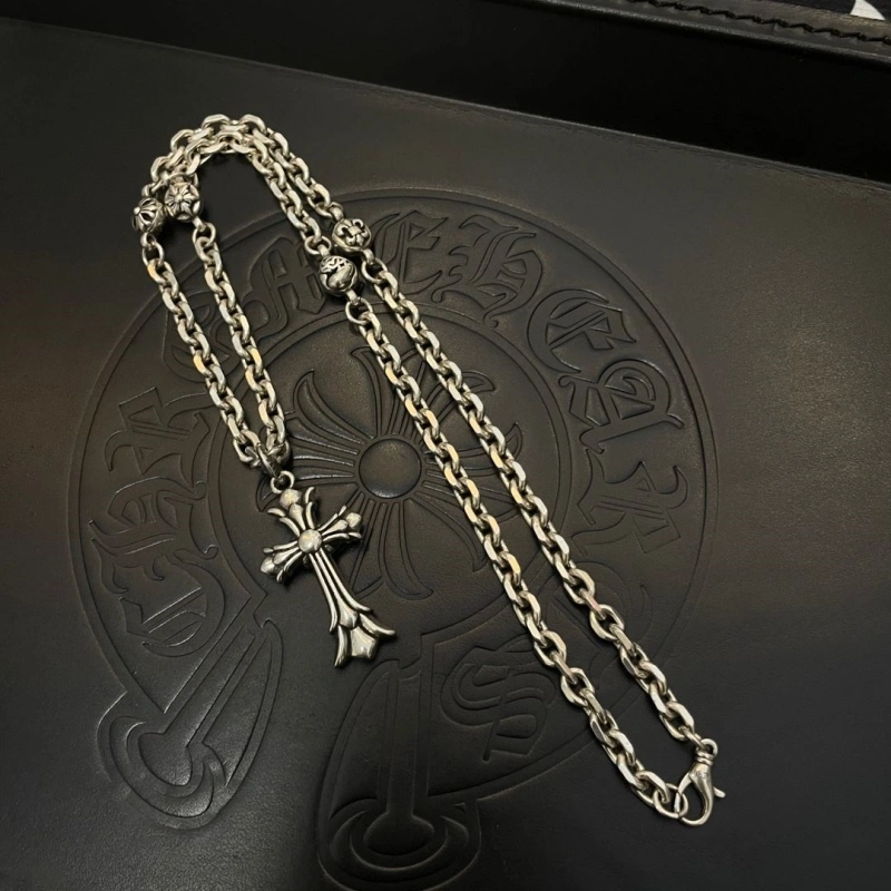 EyeCatching Chrxmx Hxxrts Necklaces 298472