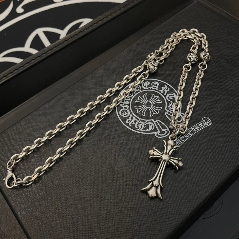 EyeCatching Chrxmx Hxxrts Necklaces 298472