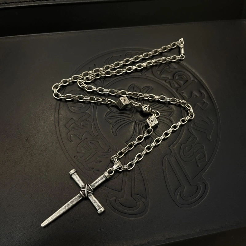 EasyMatch Chrxmx Hxxrts Necklaces 298476