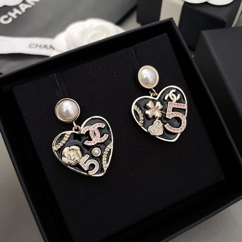 Efficient Chxnxl Earrings 289922
