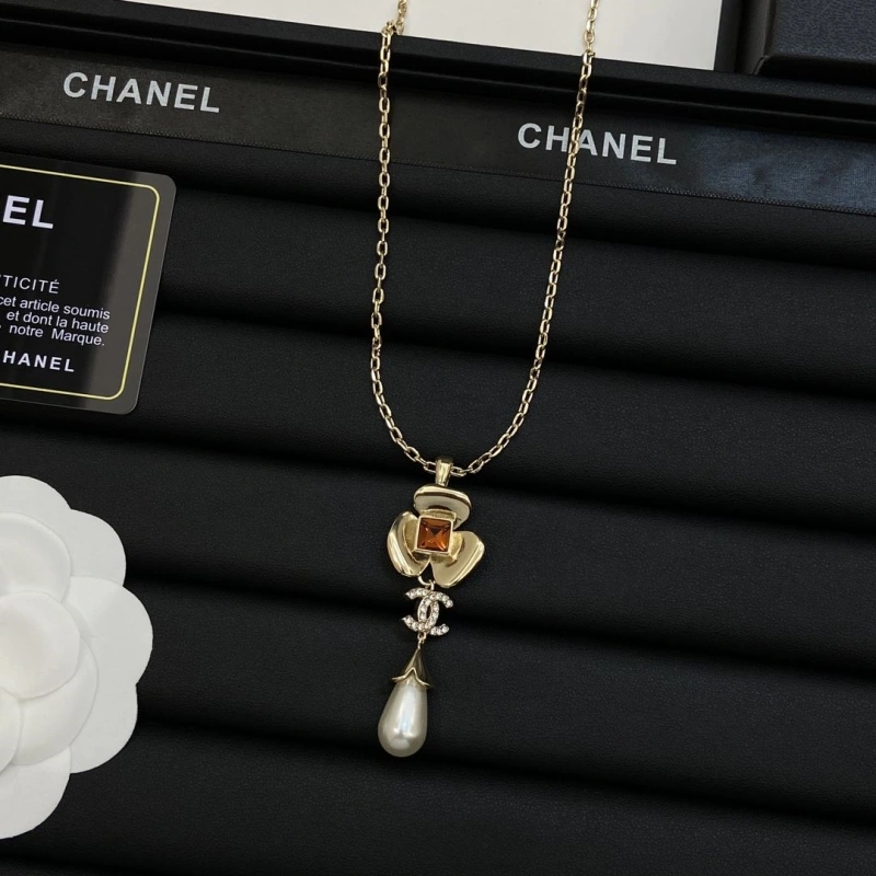 HighQuality Chxnxl Necklaces 289551